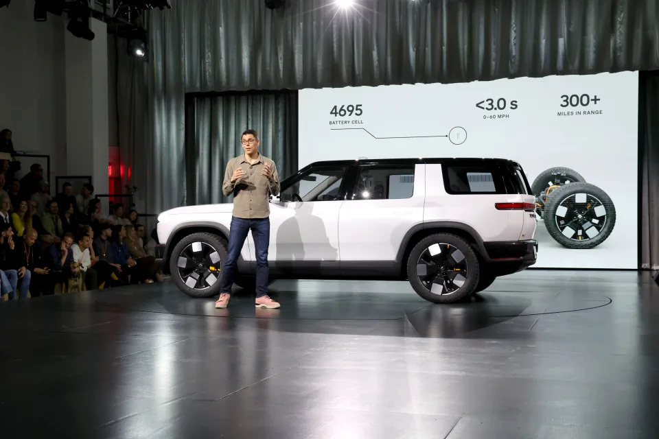 Rivian reports mixed Q2 results but maintains outlook, still sees 'modest gross profit' by year-end