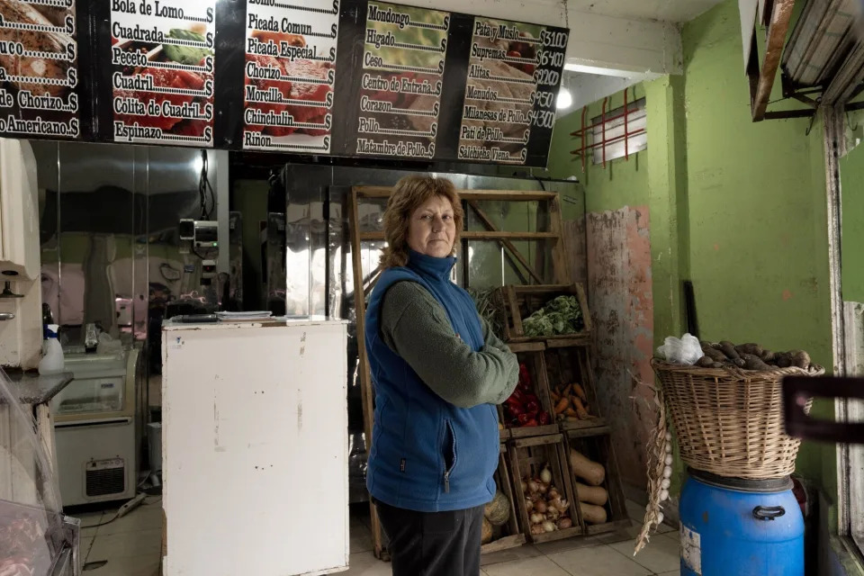 “The Chainsaw Never Stops.” Milei’s Support Survives His Economic Experiment