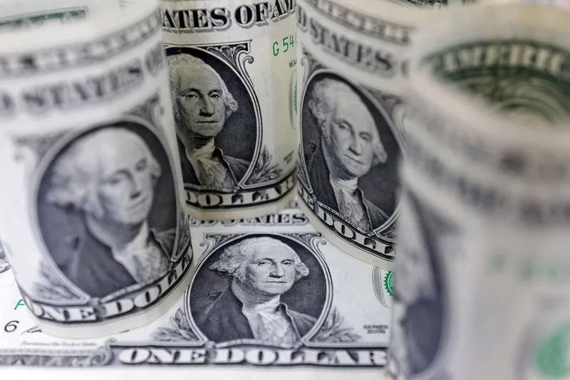 Dollar doldrums deepen on dovish Fed tone before Jackson Hole