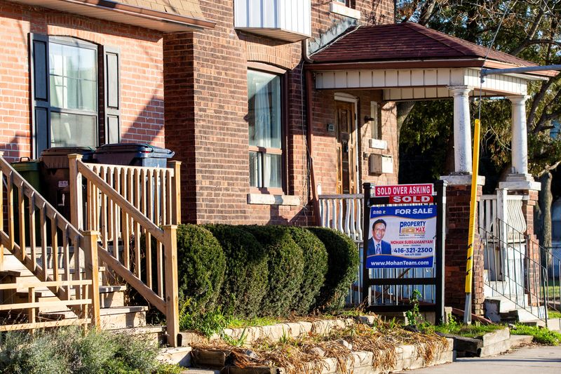 Canadian home sales rise 1.9% in September