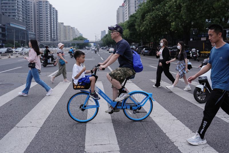 China's Q3 GDP grows 4.6% y/y, slightly above economists' estimate