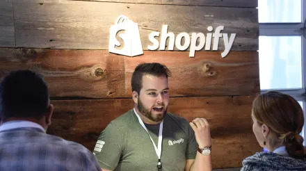 Shopify's 25% gain sends Canada's benchmark stock index to all-time highs