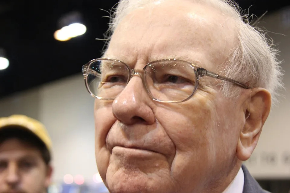 Today Isn't About Which Stocks Warren Buffett Is Buying -- It's About the One Stock He's Suddenly Not Purchasing