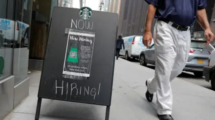 US weekly jobless claims fall; unemployment rolls shrink