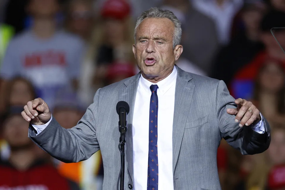 Moderna, Novavax stocks slide after Trump nominates Robert F. Kennedy Jr. to be top health official