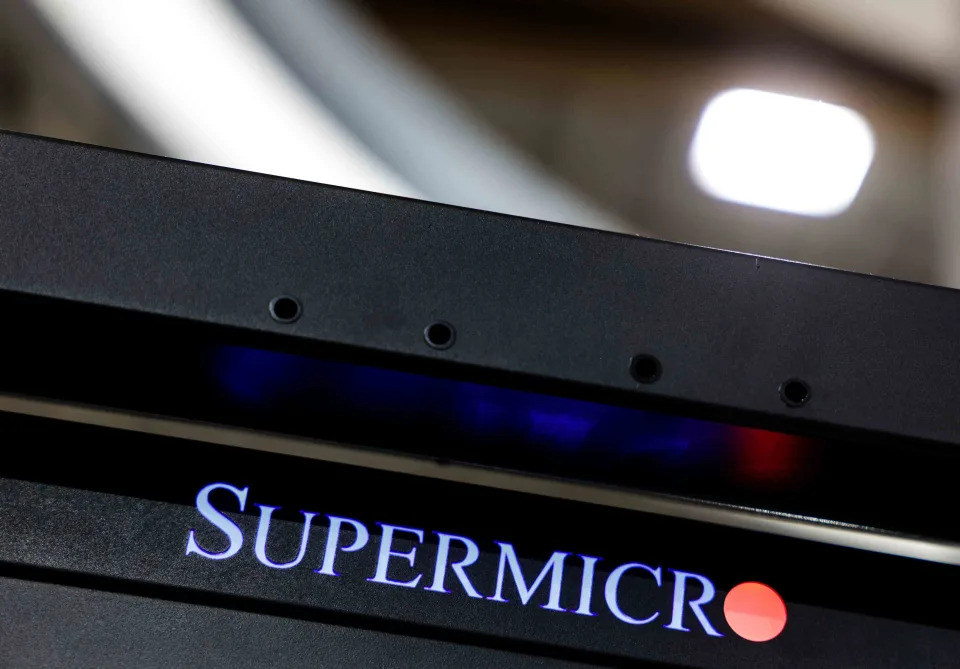 Supermicro Stock Extends Rally on Anticipation of Plan to Avoid Delisting