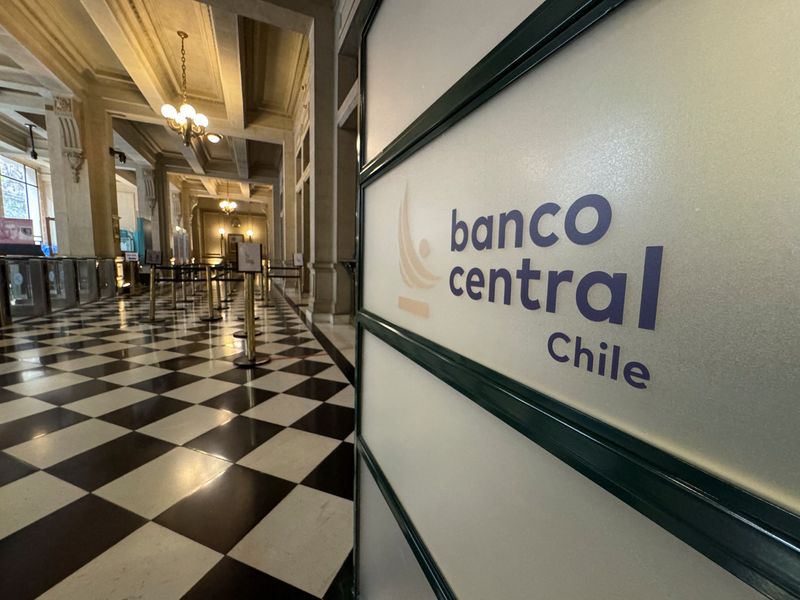 Chile's central bank: Tighter external financing could impact households, businesses