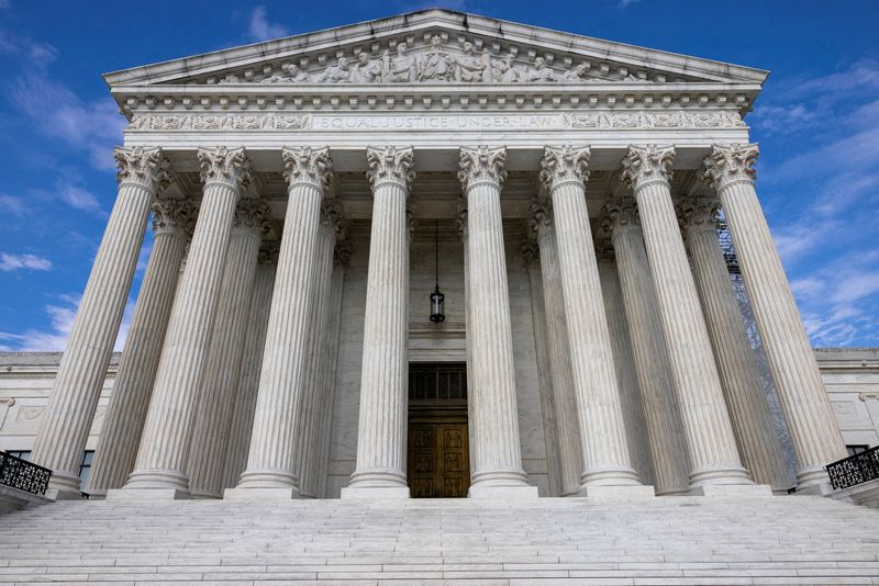 US Supreme Court to decide Federal Communications Commission fund's legality