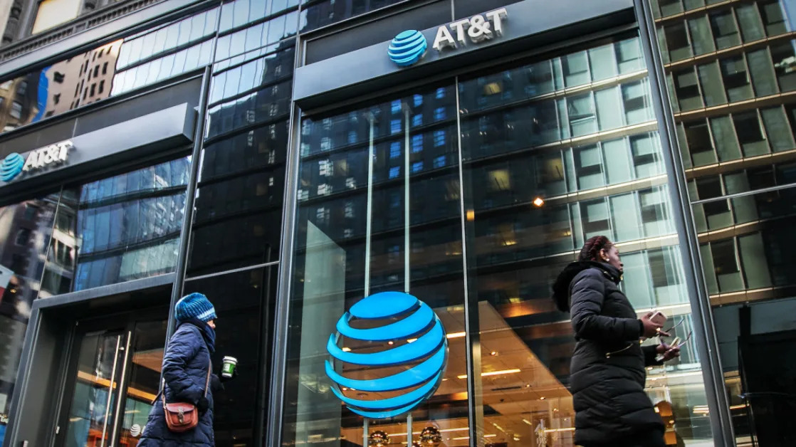 AT&T stock jumps as CEO Stankey defends dividend in new growth plan