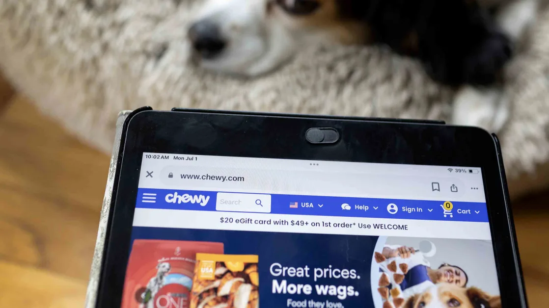 Chewy Stock Slips as Online Pet Supplies Retailer Loses Active Customers