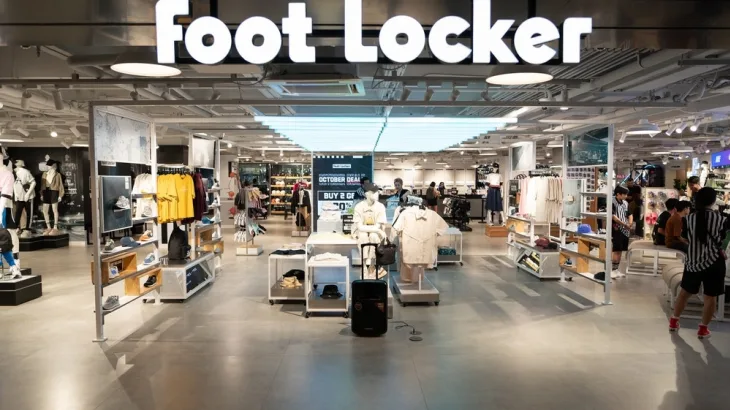 Foot Locker Cuts Outlook On Soft Consumer Spending In Q3, Stock Tanks