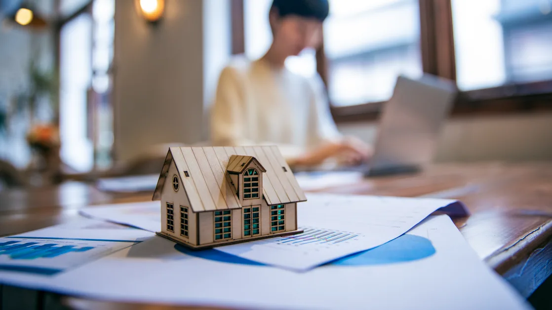 What is the difference between a home's appraised value and market value?