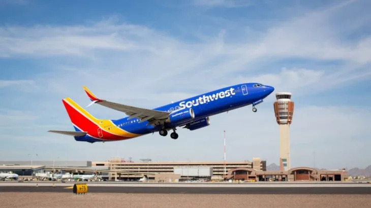 Southwest Airlines Lifts Q4 Guidance, Launches $750 Million Stock Buyback