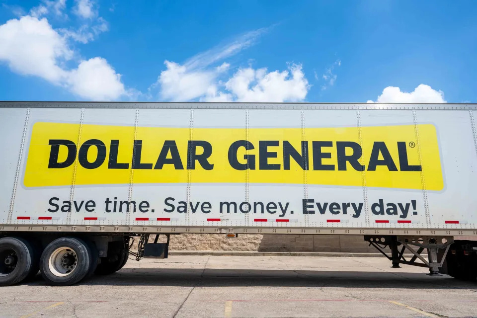 Dollar General's Customers Are 'Financially Constrained.' Its Stock Is Falling