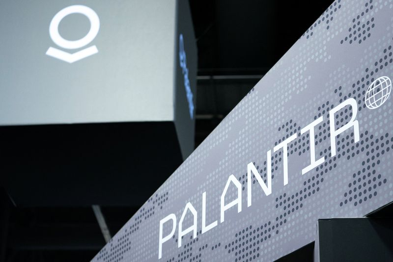 Palantir, Anduril sign partnership for AI training in defense