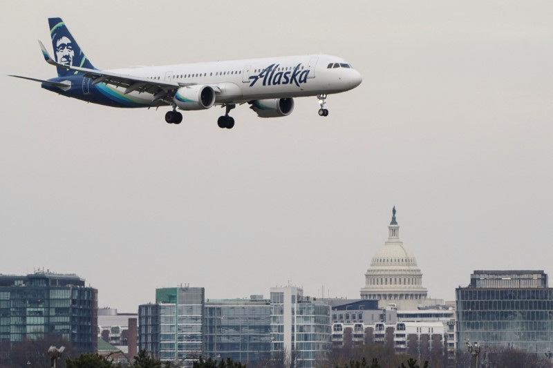 Alaska sees $1 billion jump in profit after merger with Hawaiian Airlines