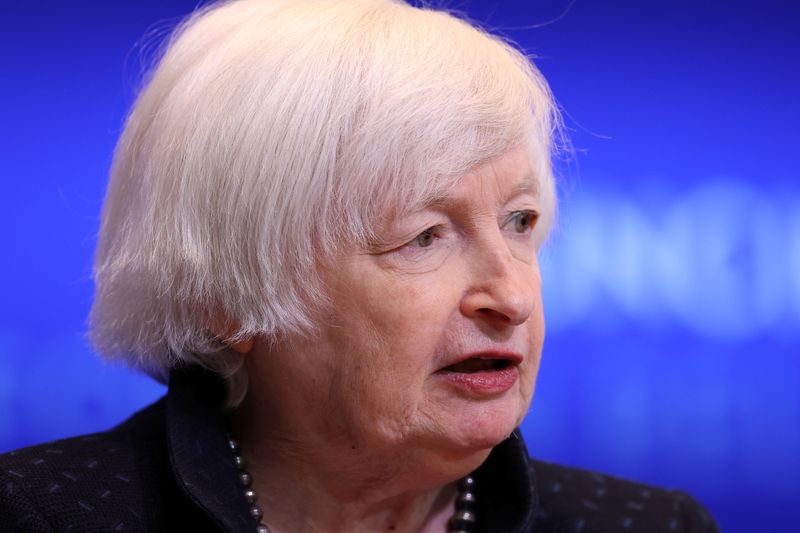 Yellen says US will 'react strongly' to any currency manipulation