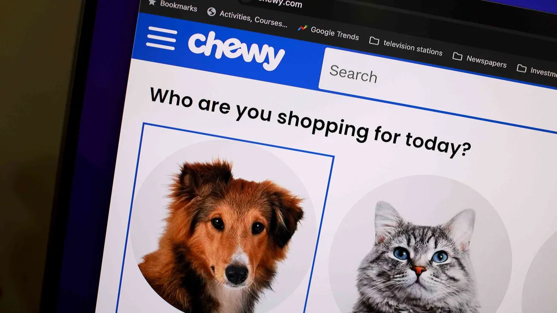 Major Investor Sells Off Half a Billion Dollars in Chewy Stock