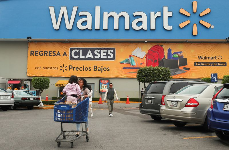 Mexican regulator fines local Walmart unit for monopolistic practice