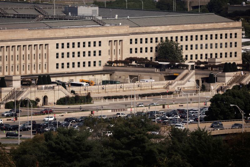 Trump's transition team to arrive at Pentagon on Monday