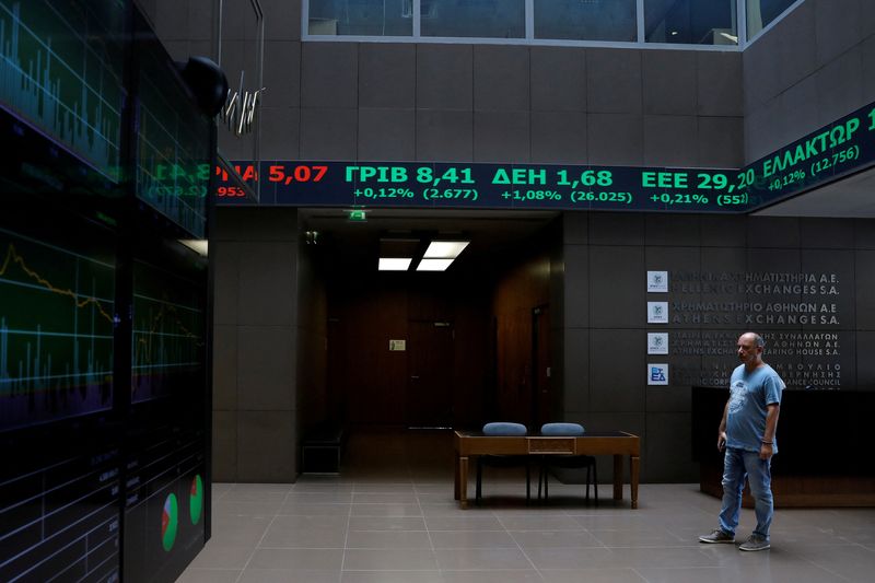 Greek stocks find love as turnaround efforts pay off