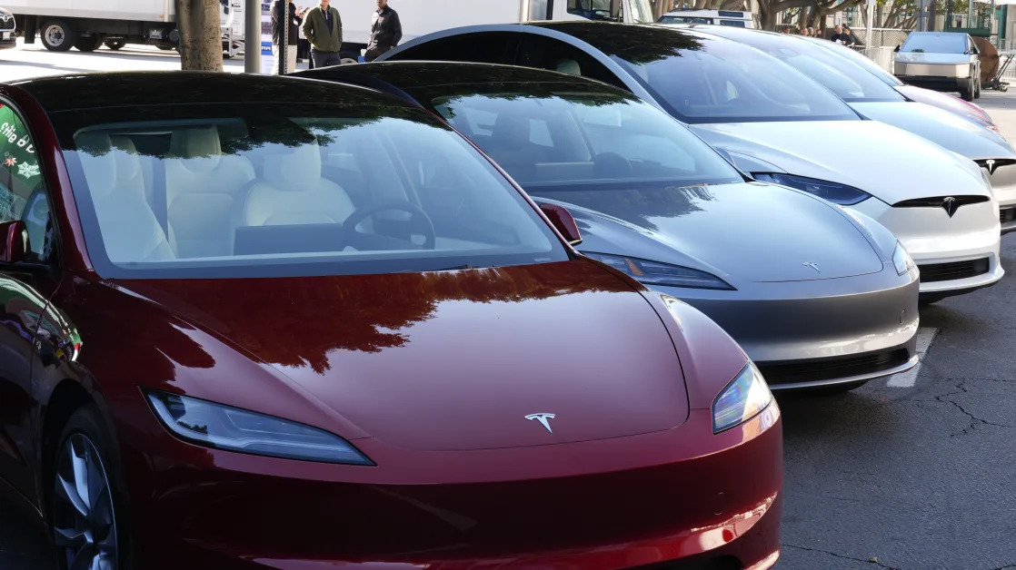 Tesla stock jumps to another high as Mizuho more than doubles price target to $515