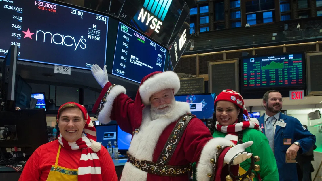 The Santa Claus trading window is a week away. 5 reasons it should deliver a stock market rally this year.