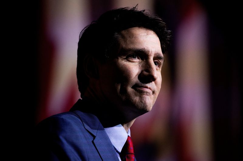 Canadian PM Trudeau has full support of cabinet, new finance minister says