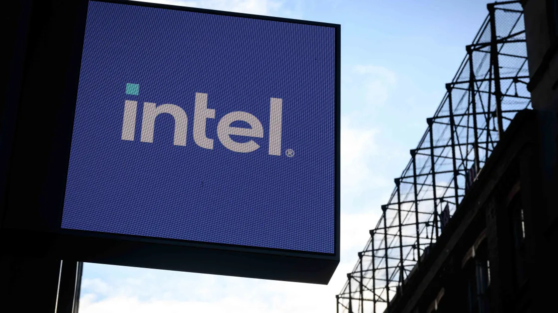 What's Next for Intel Stock After a Punishing Year? Some Say to 'Stay Far Away'