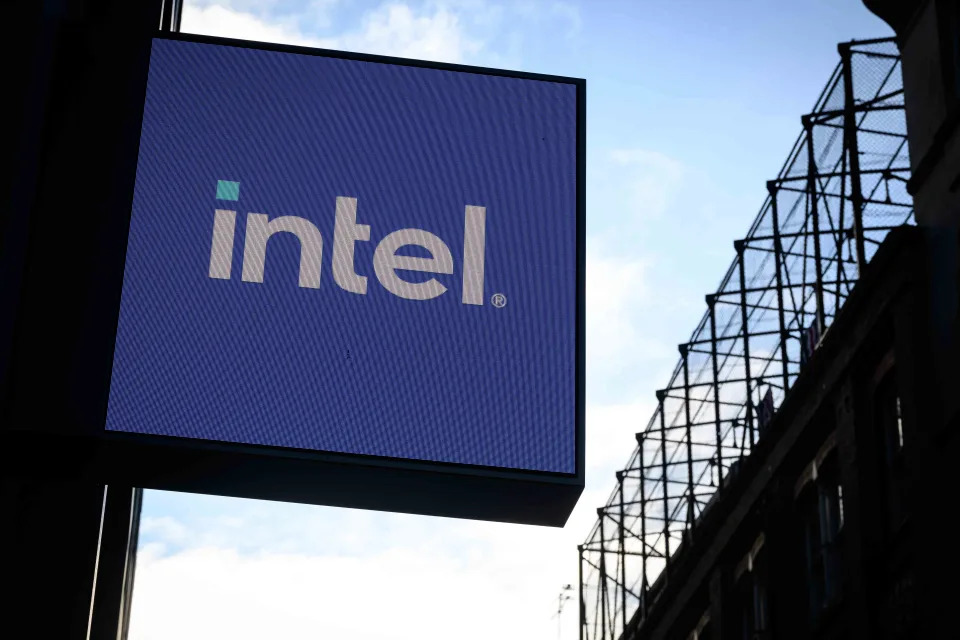 What's Next for Intel Stock After a Punishing Year? Some Say to 'Stay Far Away'