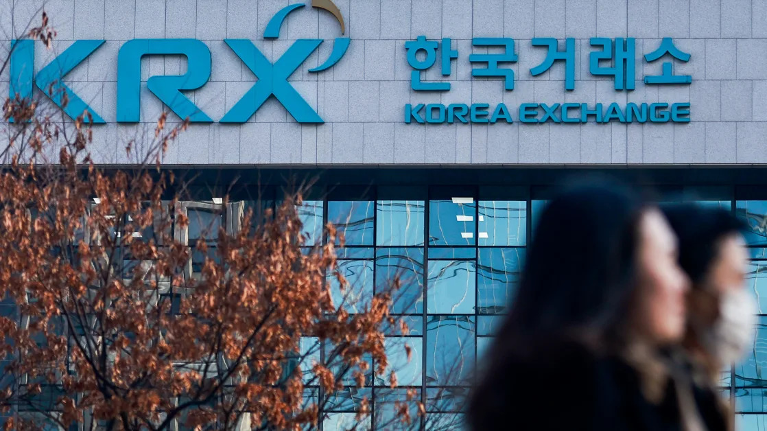 South Korean stocks end the year down 10% after political turmoil and the Jeju Air plane crash