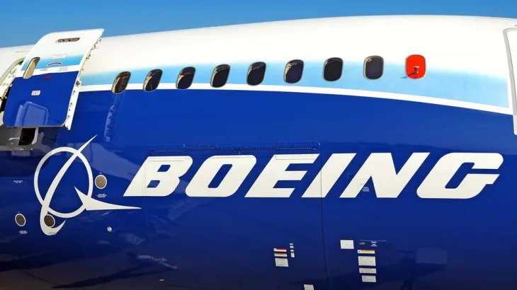 Boeing Stock Declines Following Fatal South Korean Airline Crash