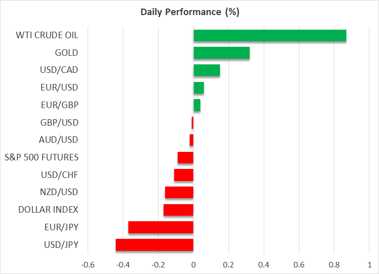 Stocks, US Dollar Hit by Profit-Taking as 2024 Wraps Up