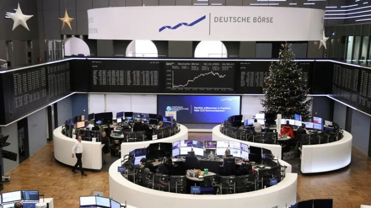 European stocks dip at the end of holiday-shortened week