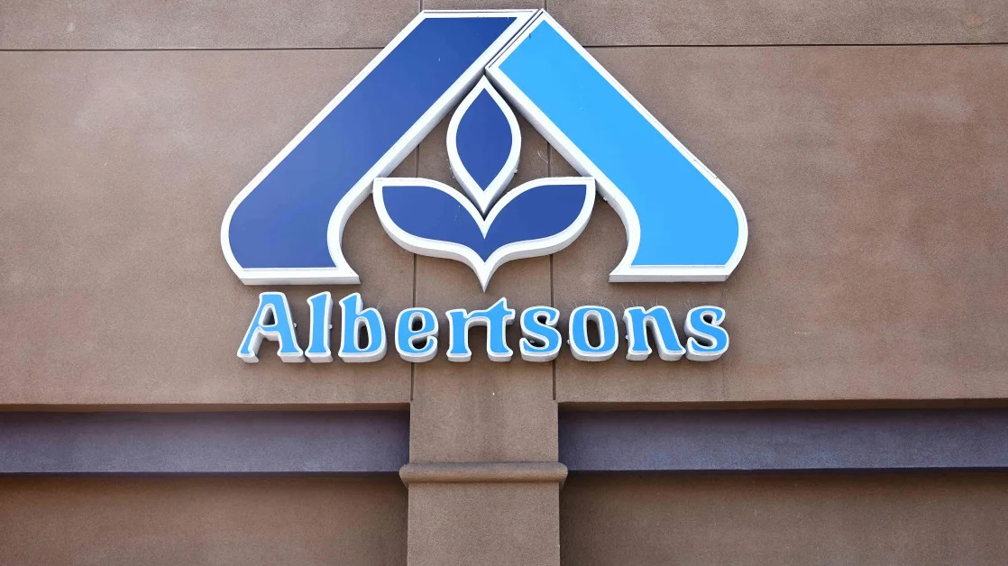 What Analysts Think of Albertsons Stock Ahead of Earnings