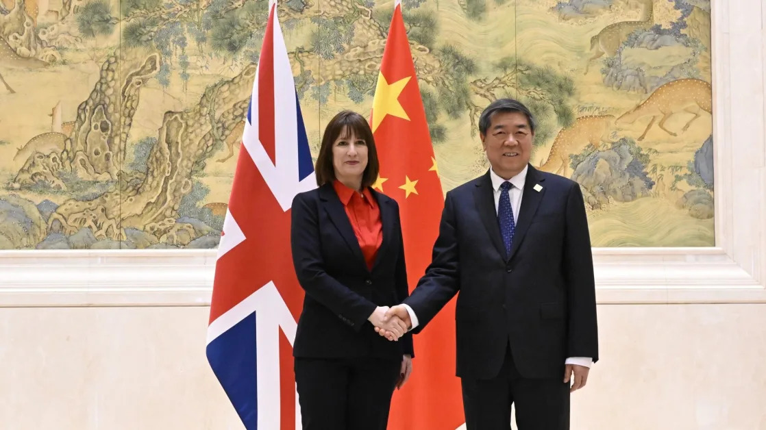 Reeves Seeks Growth on China Visit After UK’s Market Pain