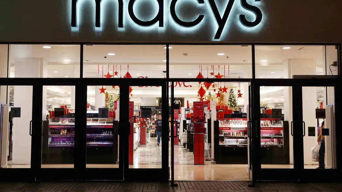 Macy's Stock Sinks as It Warns Underperforming Stores Will Hurt Results