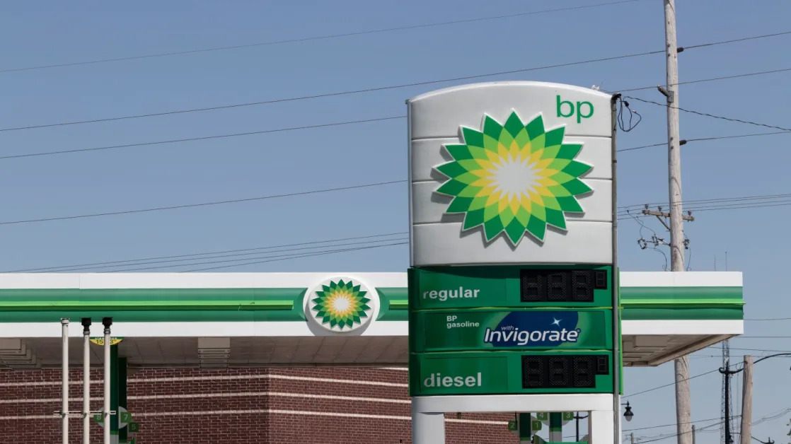 BP expects weaker Q4 2024 performance, reschedules capital markets day