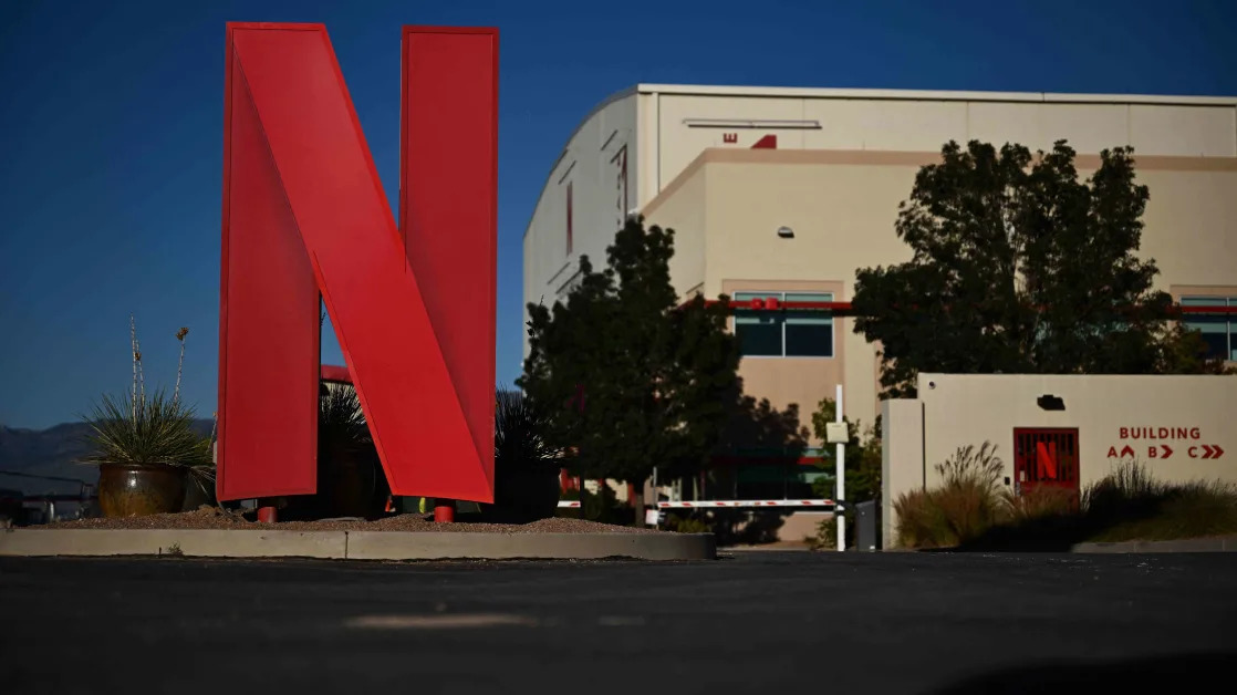 A Netflix Bull Trimmed His Price Target—But the Stock Is Rising Ahead of Earnings