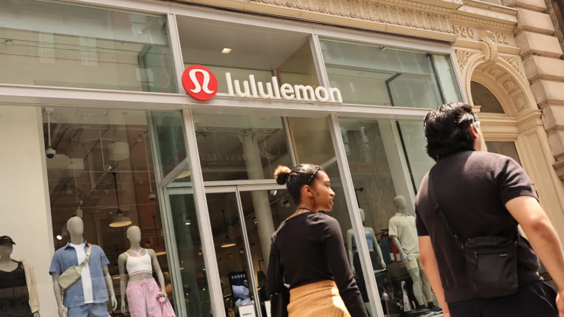 Lululemon claims progress, the stock market isn't impressed