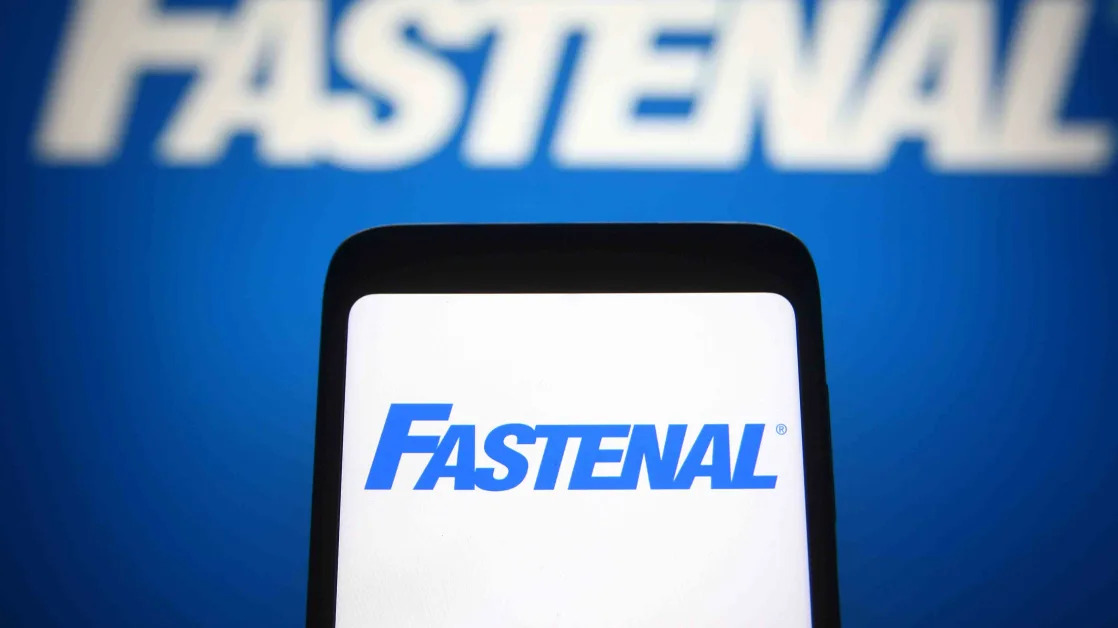 Fastenal Stock Drops as 'Soft Manufacturing Environment' Hits Q4 Results