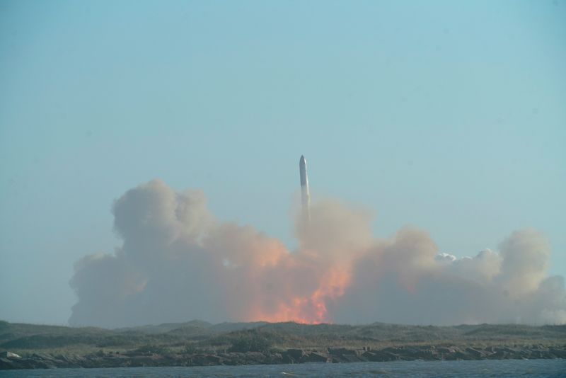 SpaceX Starship prototype fails in space after Texas launch