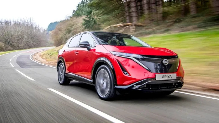 North West England tops UK EV leasing market in 2024