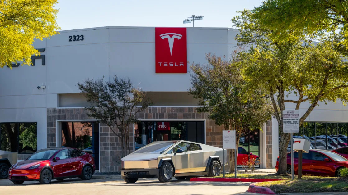 Analyst overhauls Tesla stock price target with Q4 earnings in focus