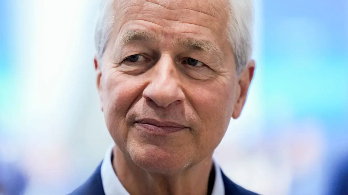 JPMorgan’s Dimon Sees Inflated Stocks as ‘Animal Spirits’ Return