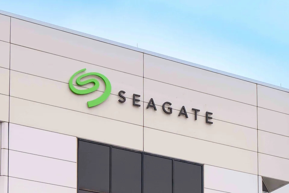 Seagate Stock Soars as Analysts Raise Targets on AI-Driven Data Storage Demand