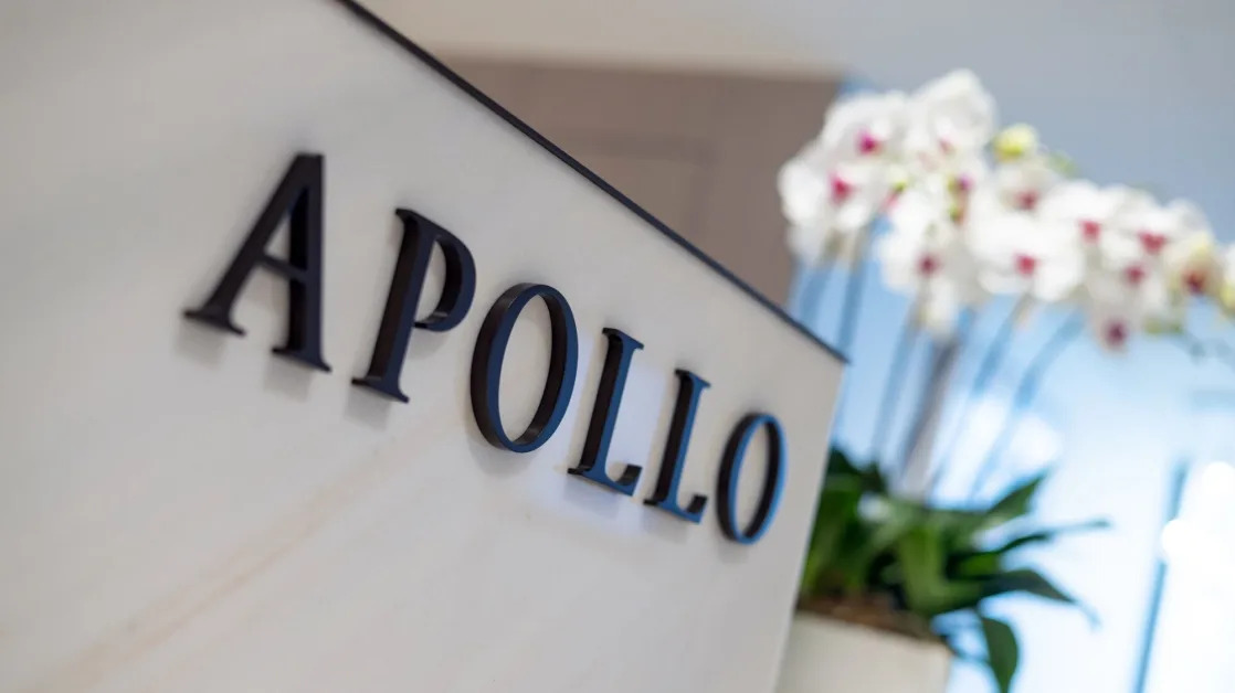 Apollo’s Wealthy Customers Want In on the Private Markets Boom