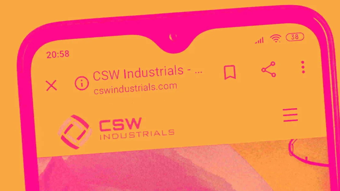 CSW (NASDAQ:CSWI) Exceeds Q4 Expectations