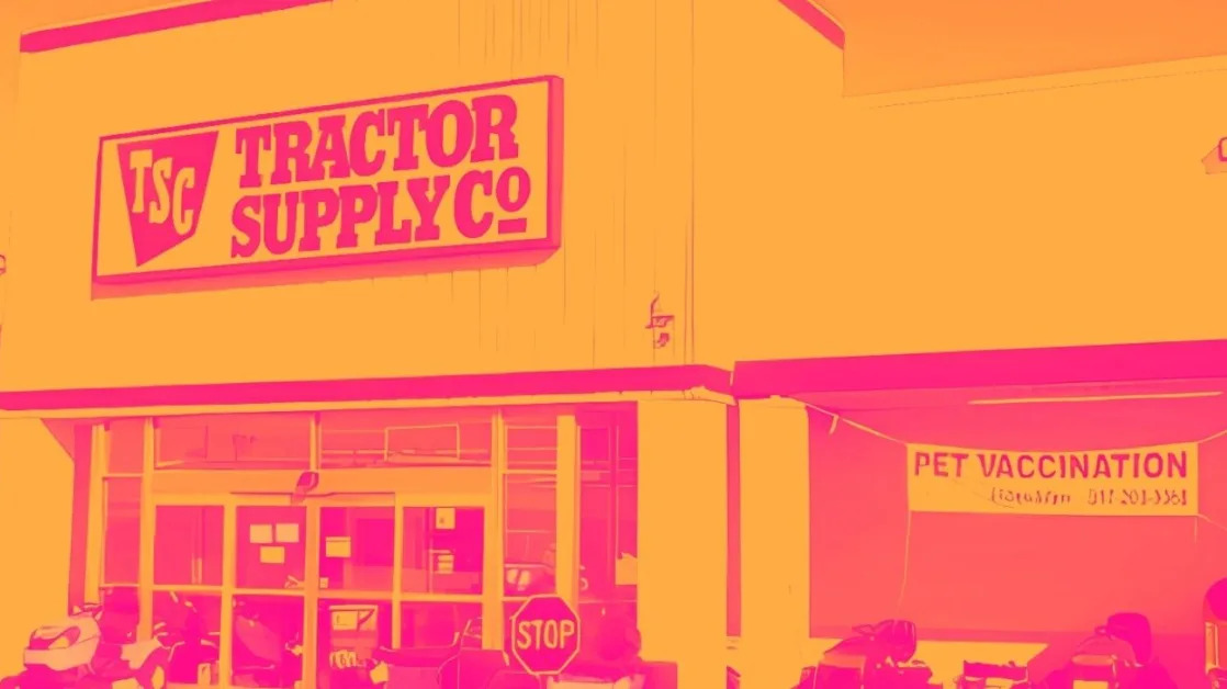 Tractor Supply (NASDAQ:TSCO) Posts Q4 Sales In Line With Estimates But Stock Drops