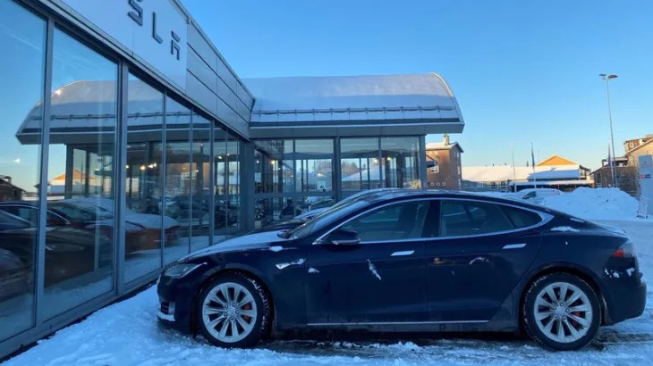 Tesla loses market share in Sweden, Norway as Musk looms large